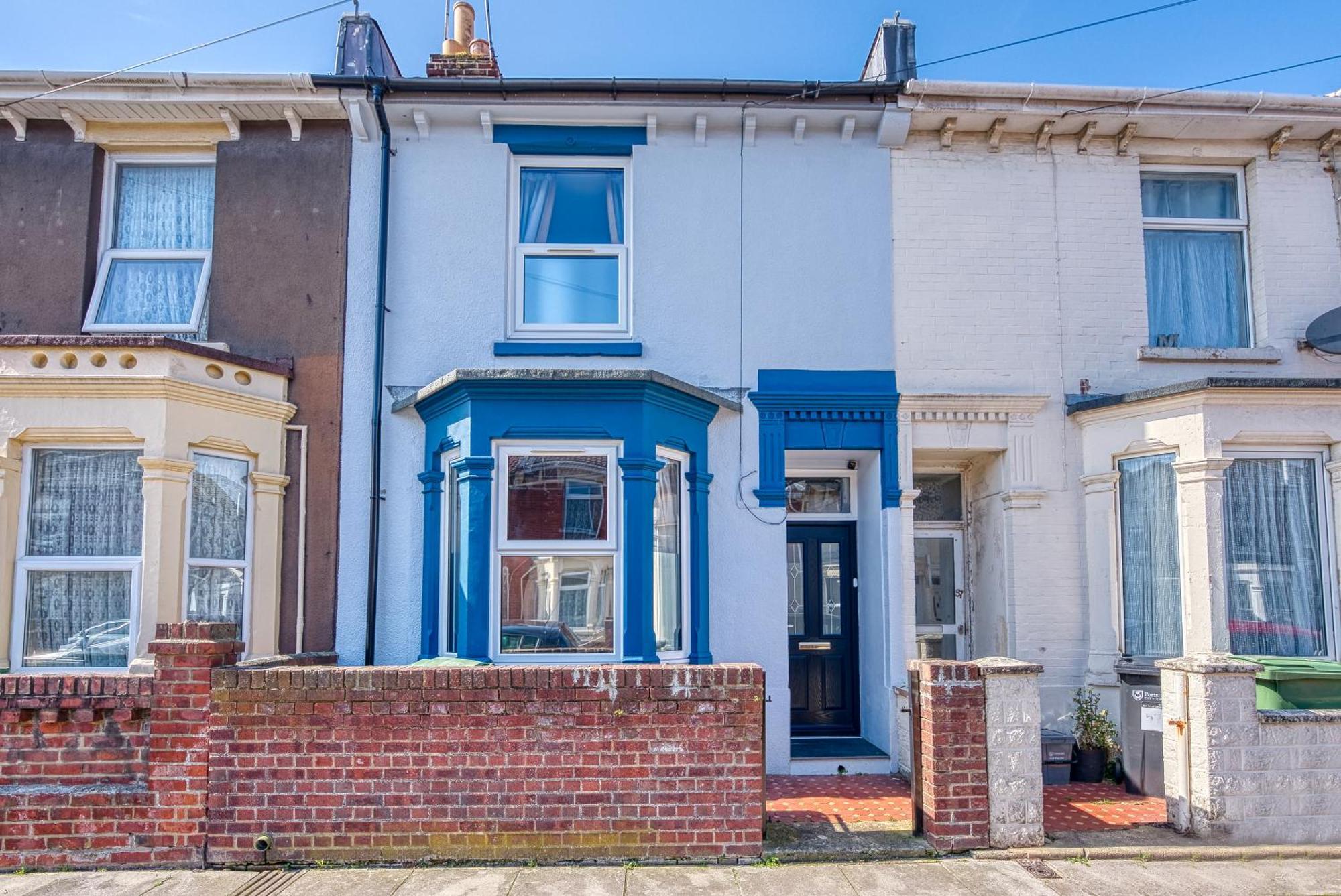 2 Bedrooms Modern, Stunning & Stylish Contractor House, Prime Portsmouth Location With Free Parking Permit, Summer Special Offer!! - By Blue Puffin Stays エクステリア 写真