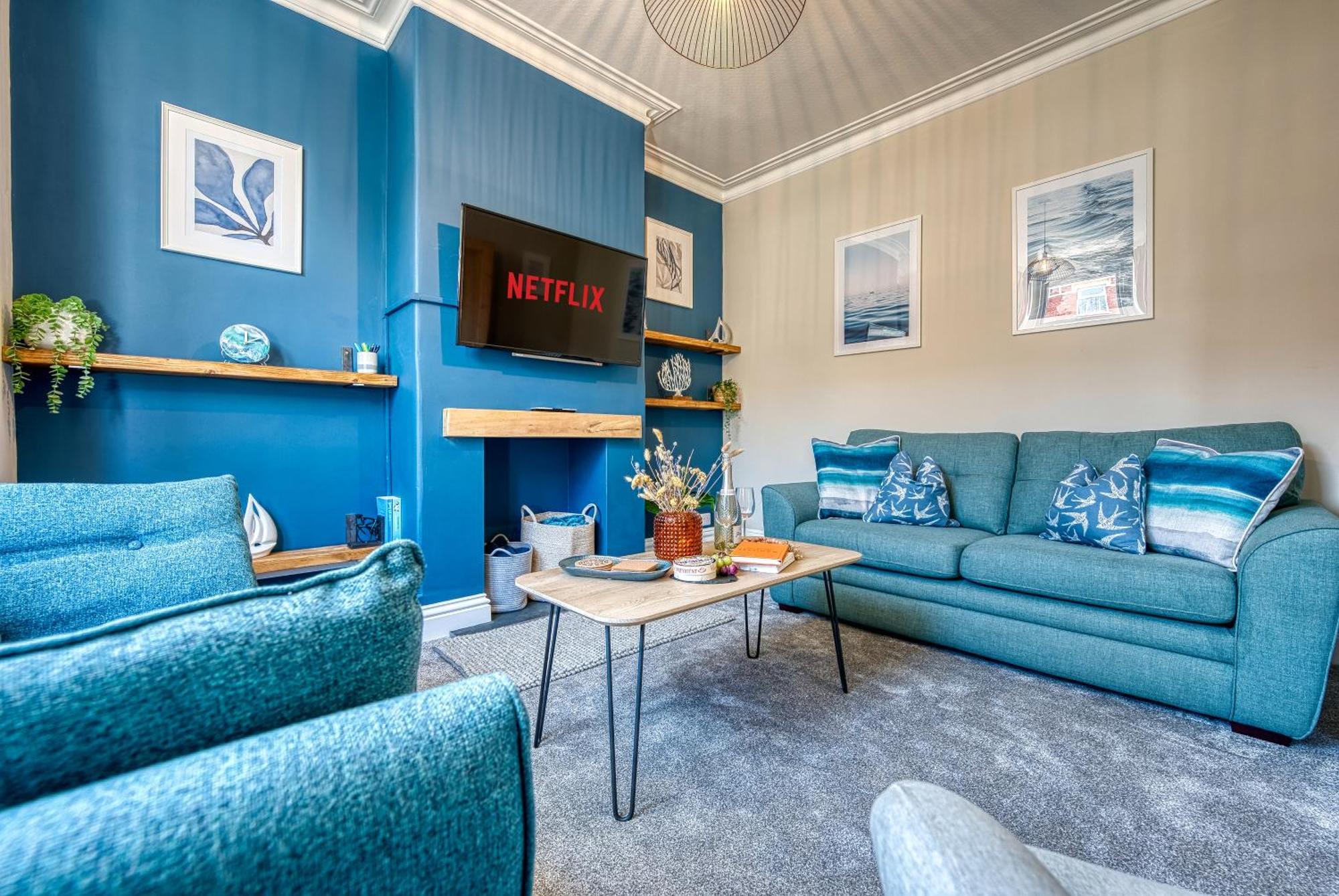 2 Bedrooms Modern, Stunning & Stylish Contractor House, Prime Portsmouth Location With Free Parking Permit, Summer Special Offer!! - By Blue Puffin Stays エクステリア 写真