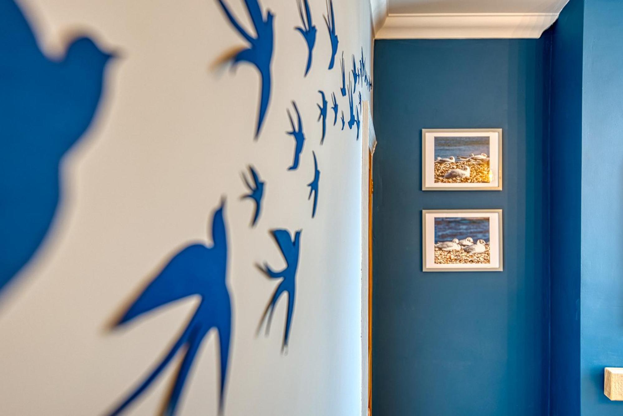2 Bedrooms Modern, Stunning & Stylish Contractor House, Prime Portsmouth Location With Free Parking Permit, Summer Special Offer!! - By Blue Puffin Stays エクステリア 写真